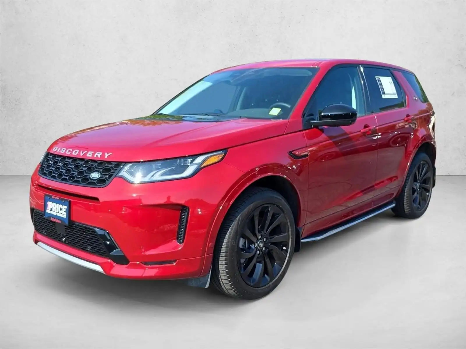 2025 Land Rover Discovery Sport 2.0 S's photo
