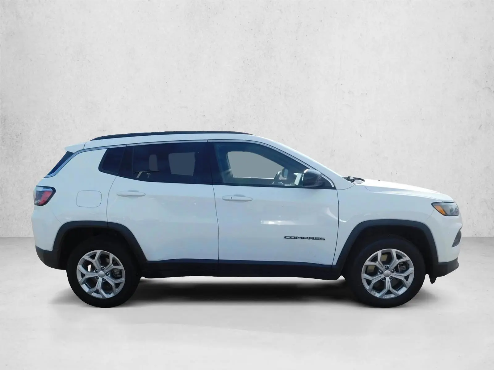 2024 Jeep Compass Latitude 4X4 photo 4
