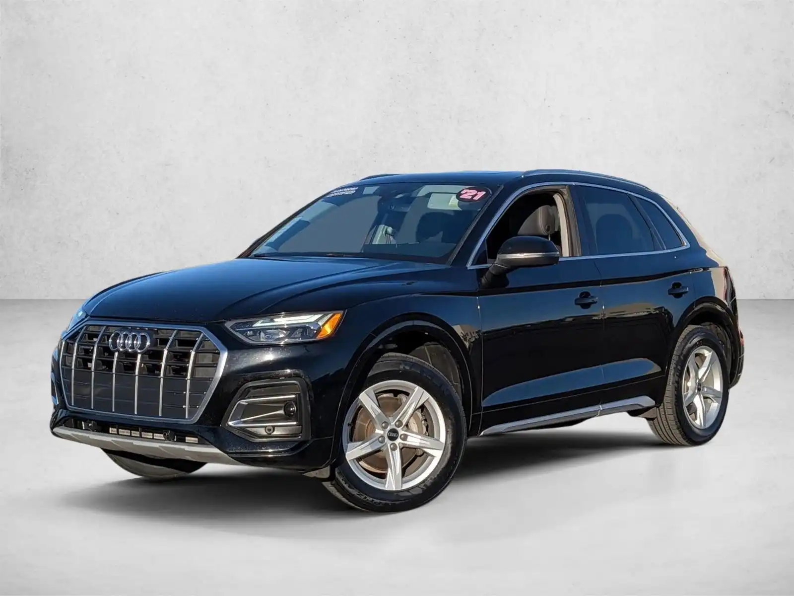 2021 Audi Q5 45 Premium's photo