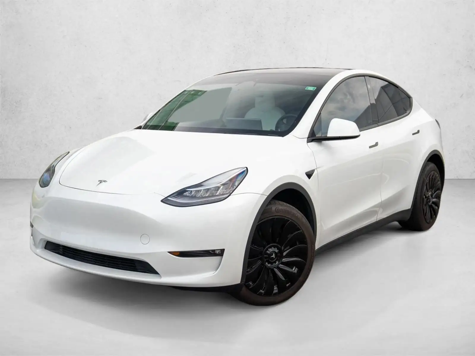 2023 Tesla Model Y Long Range Dual Motor All-Wheel Drive's photo