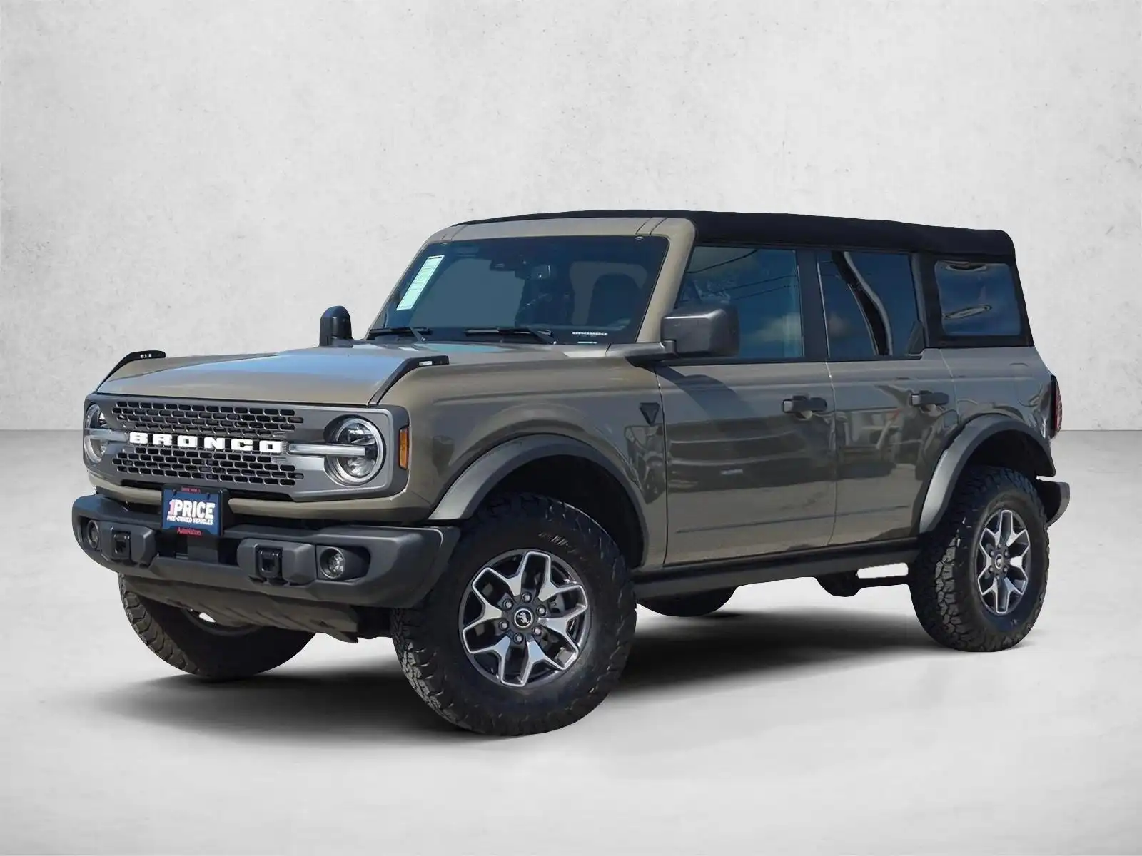 2025 Ford Bronco Badlands 4x4's photo