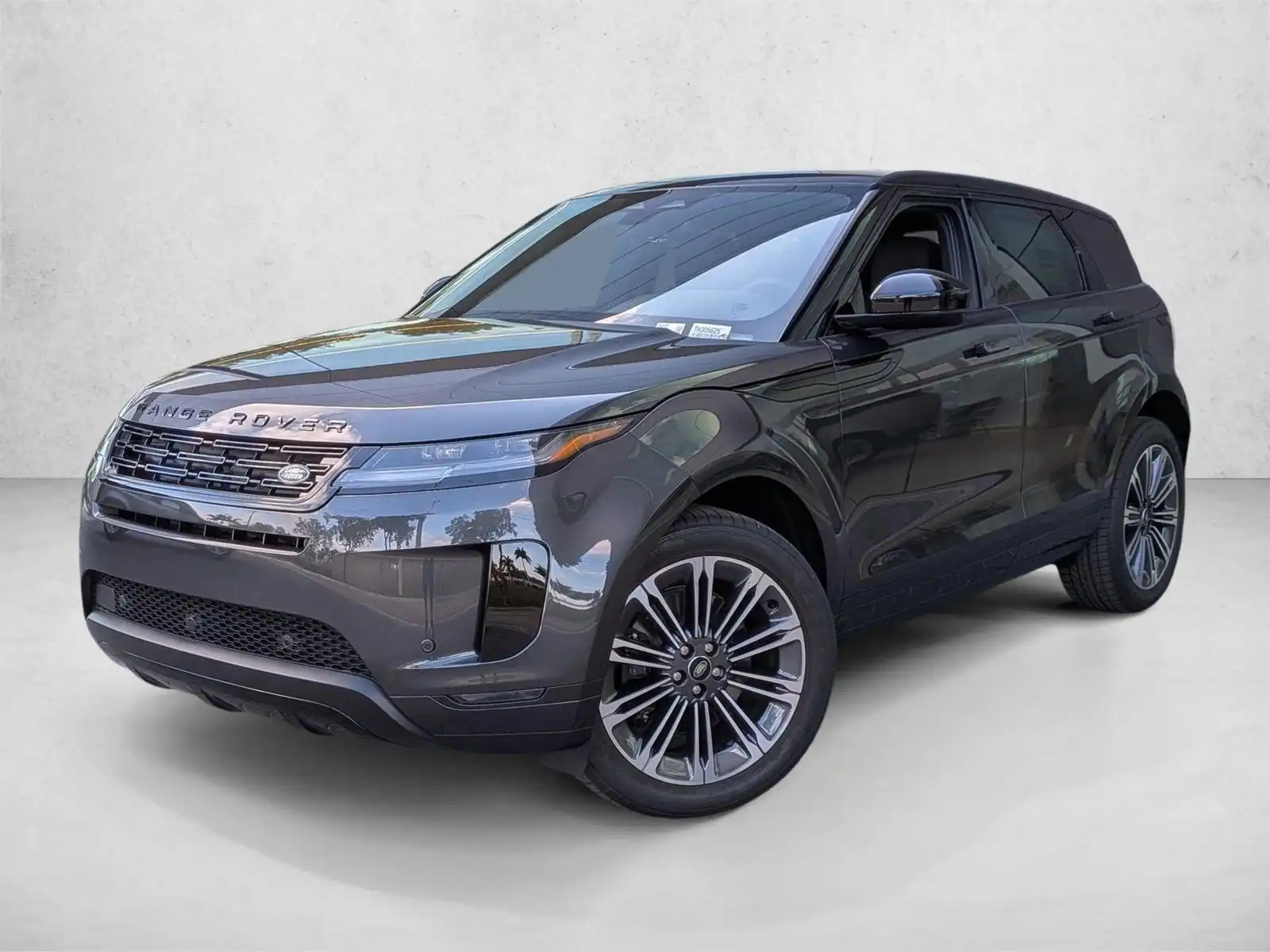 2026 Land Rover Range Rover Evoque S's photo