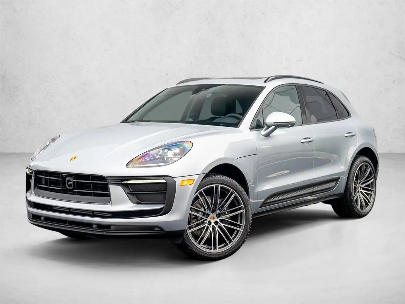 2026 Porsche Macan T's photo