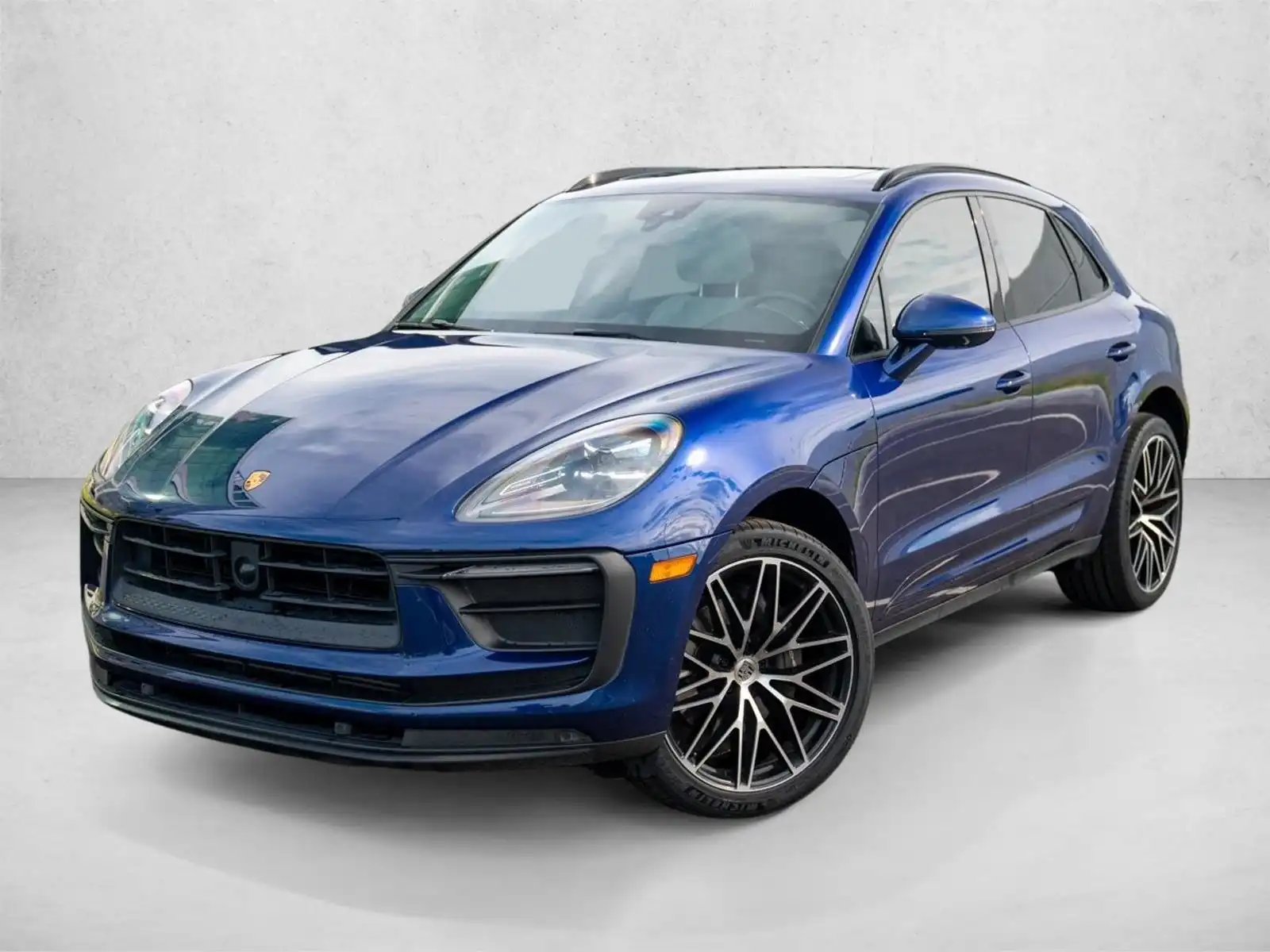 2023 Porsche Macan Base's photo