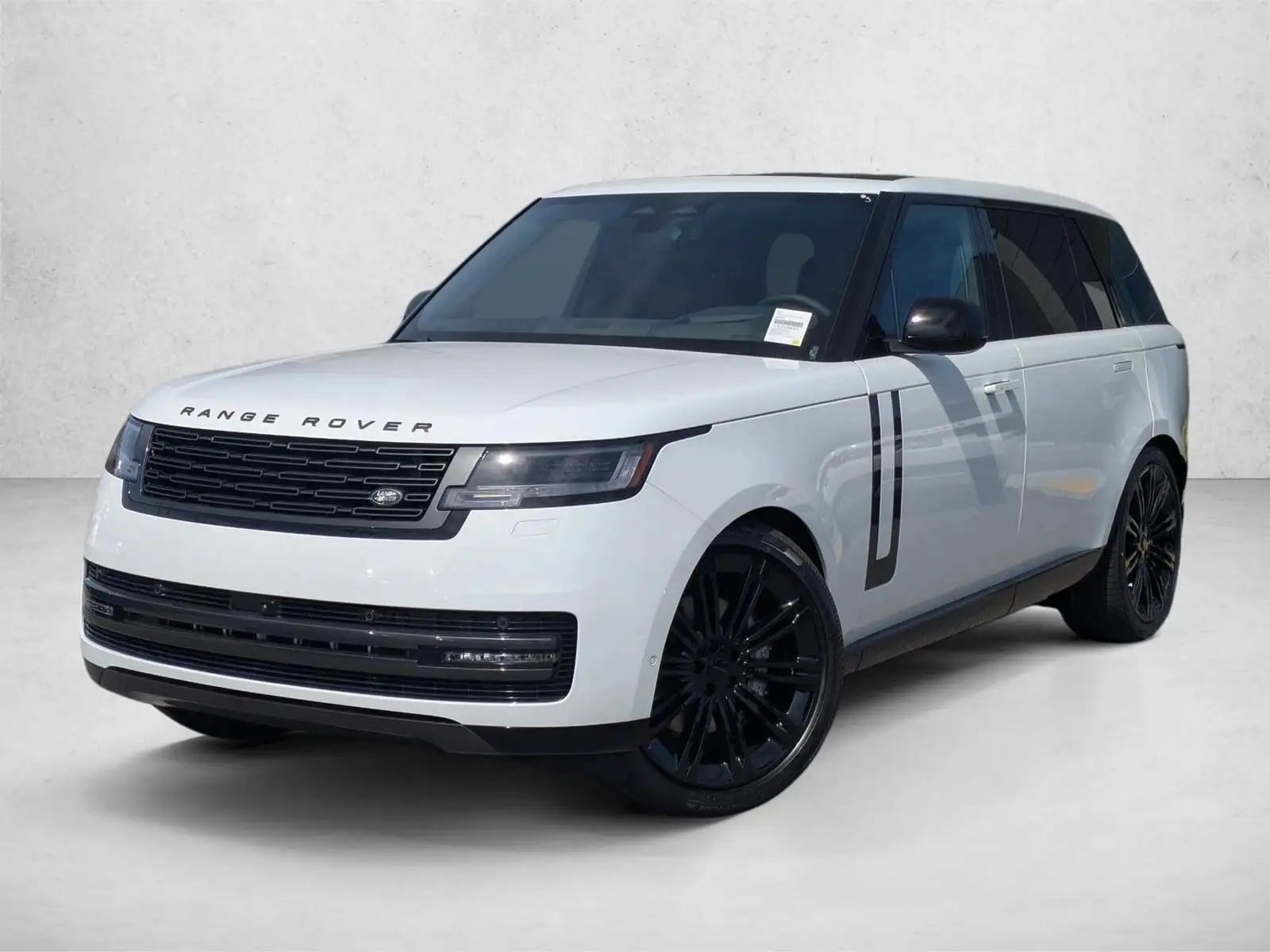 2026 Land Rover Range Rover 3.0 SE LWB 7's photo