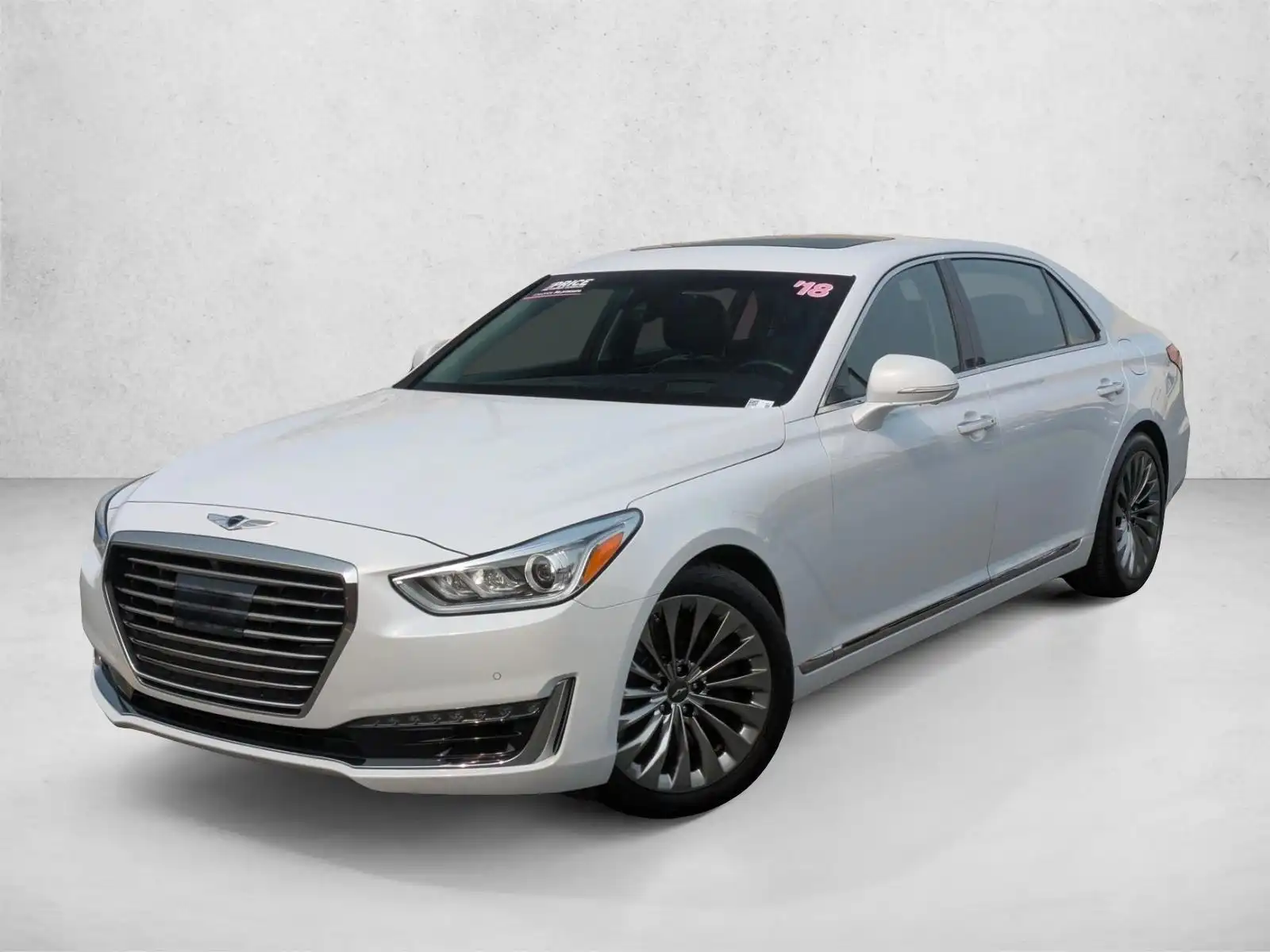 2018 Genesis G90 5.0 Ultimate's photo