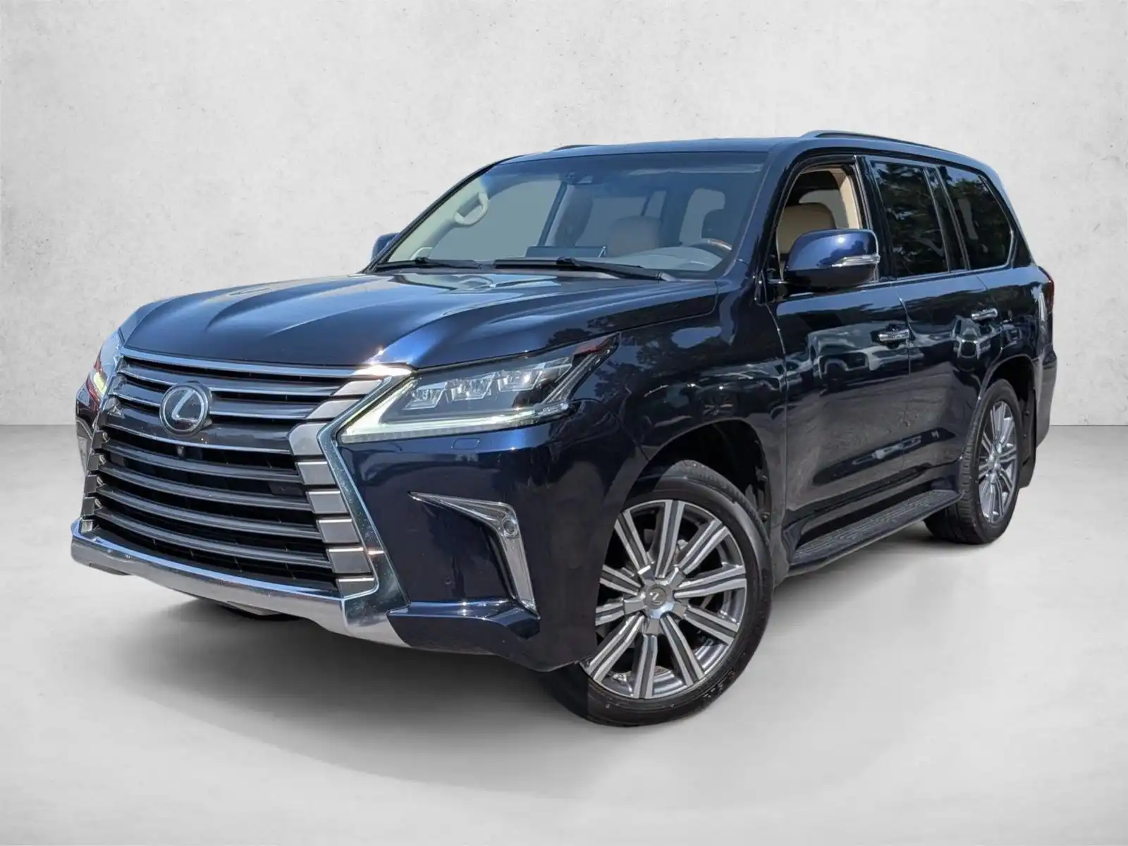 2017 Lexus LX 600 570's photo
