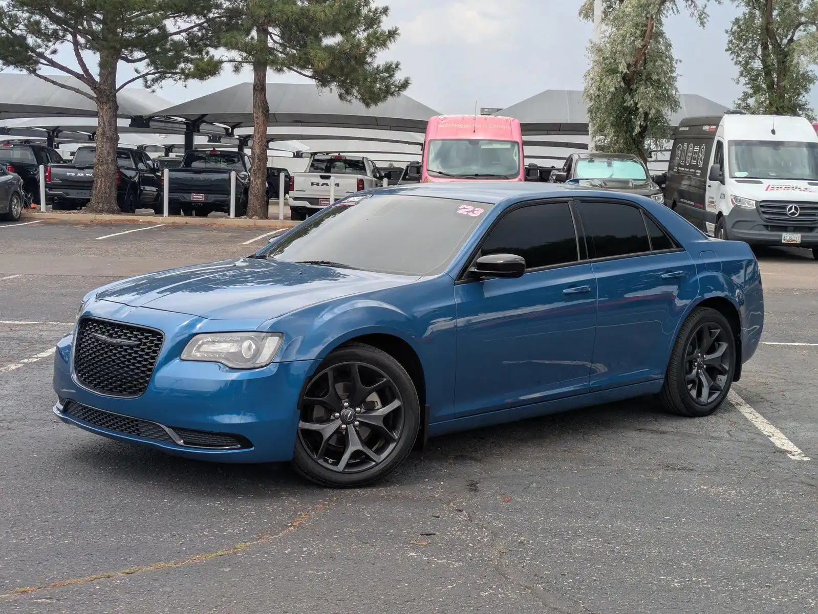 2023 Chrysler 300 Touring's photo