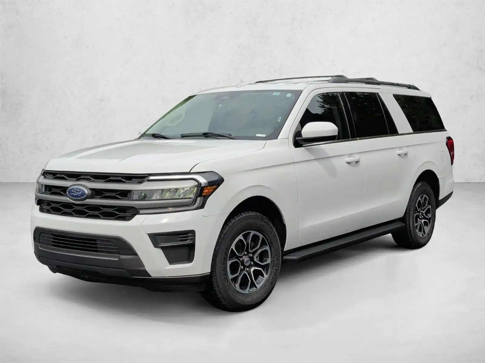 2024 Ford Expedition XLT MAX's photo