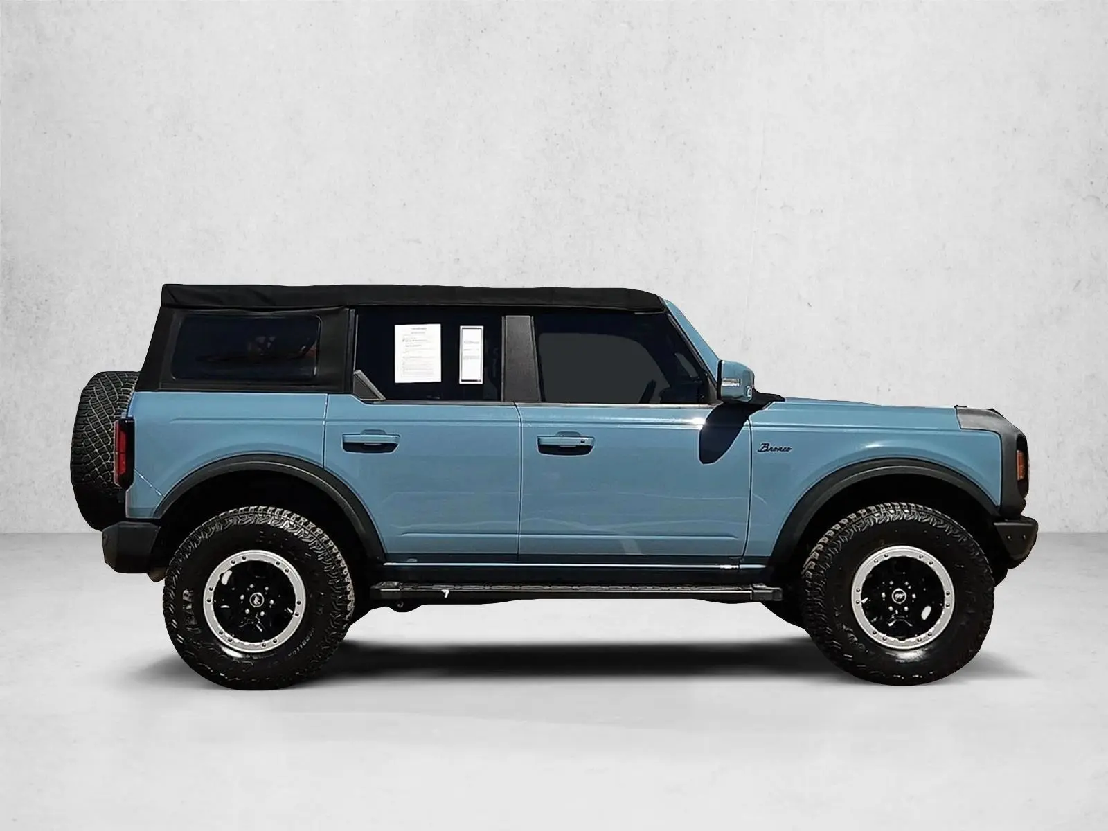 2022 Ford Bronco Outer Banks 4WD Advanced photo 4