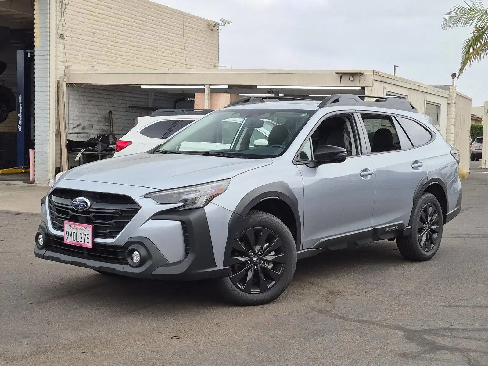 2024 Subaru Outback Onyx Edition XT's photo