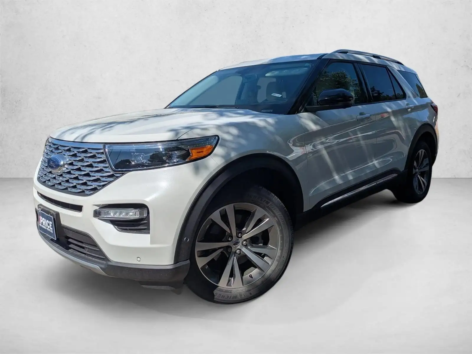 2020 Ford Explorer Platinum 4WD's photo