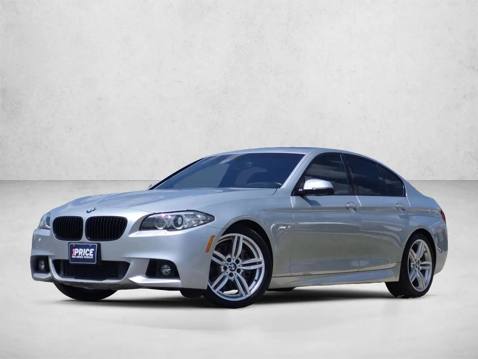 2014 BMW 5 Series 535i Sedan's photo