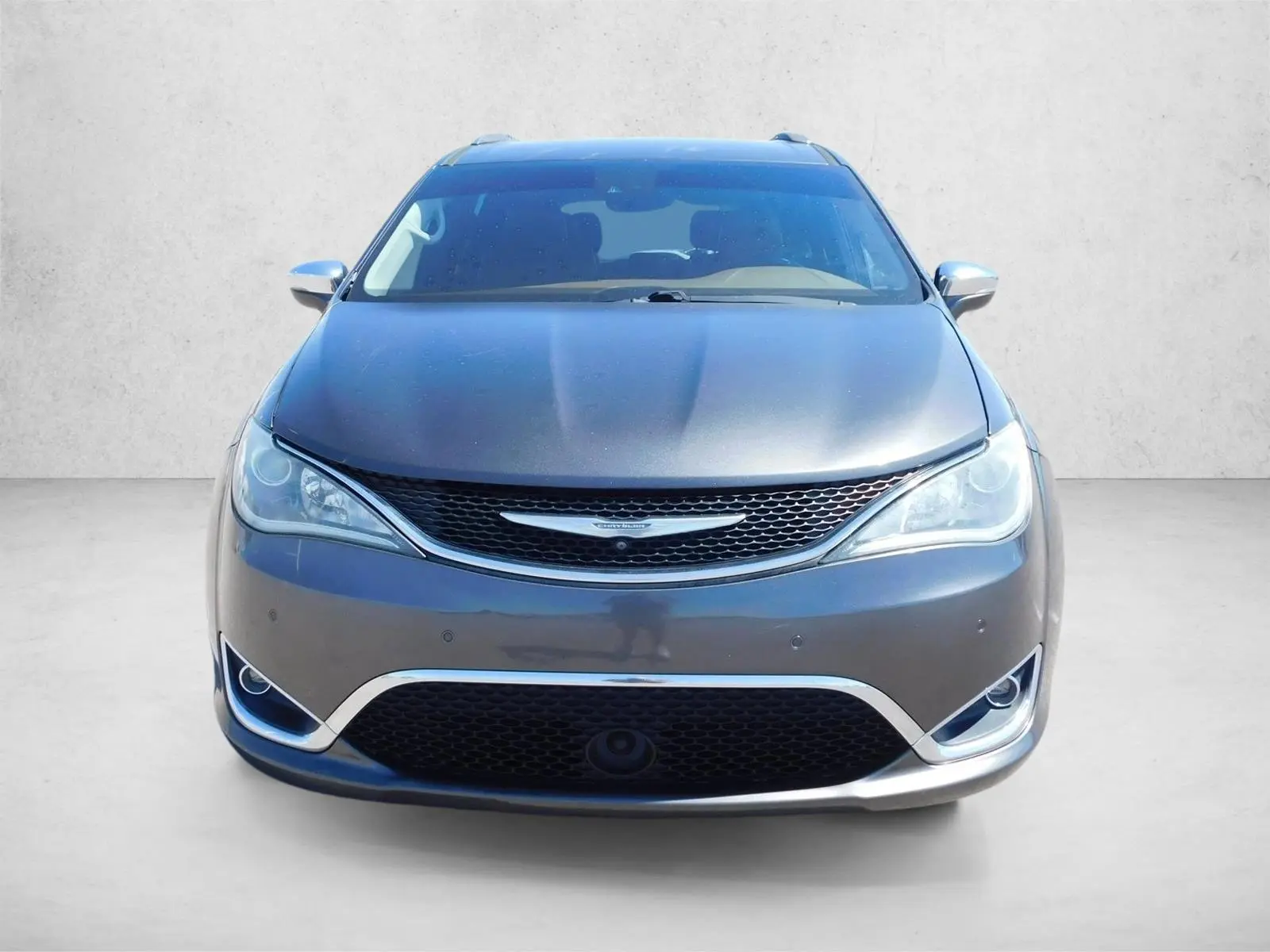 2017 Chrysler Pacifica Limited photo 4