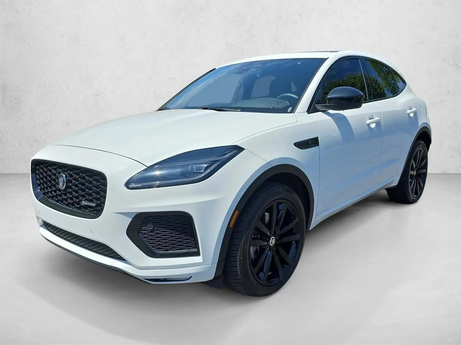2024 Jaguar E-PACE P250 R-DYNAMIC SE's photo
