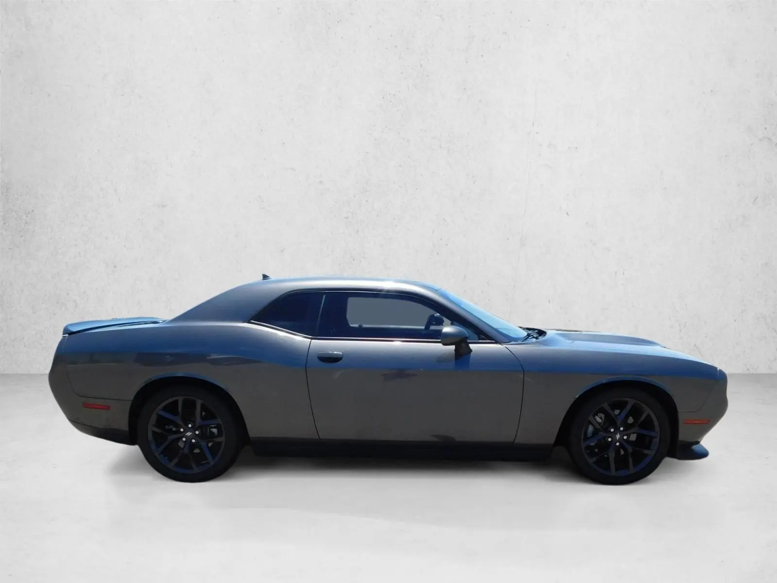 2023 Dodge Challenger GT Auto photo 4