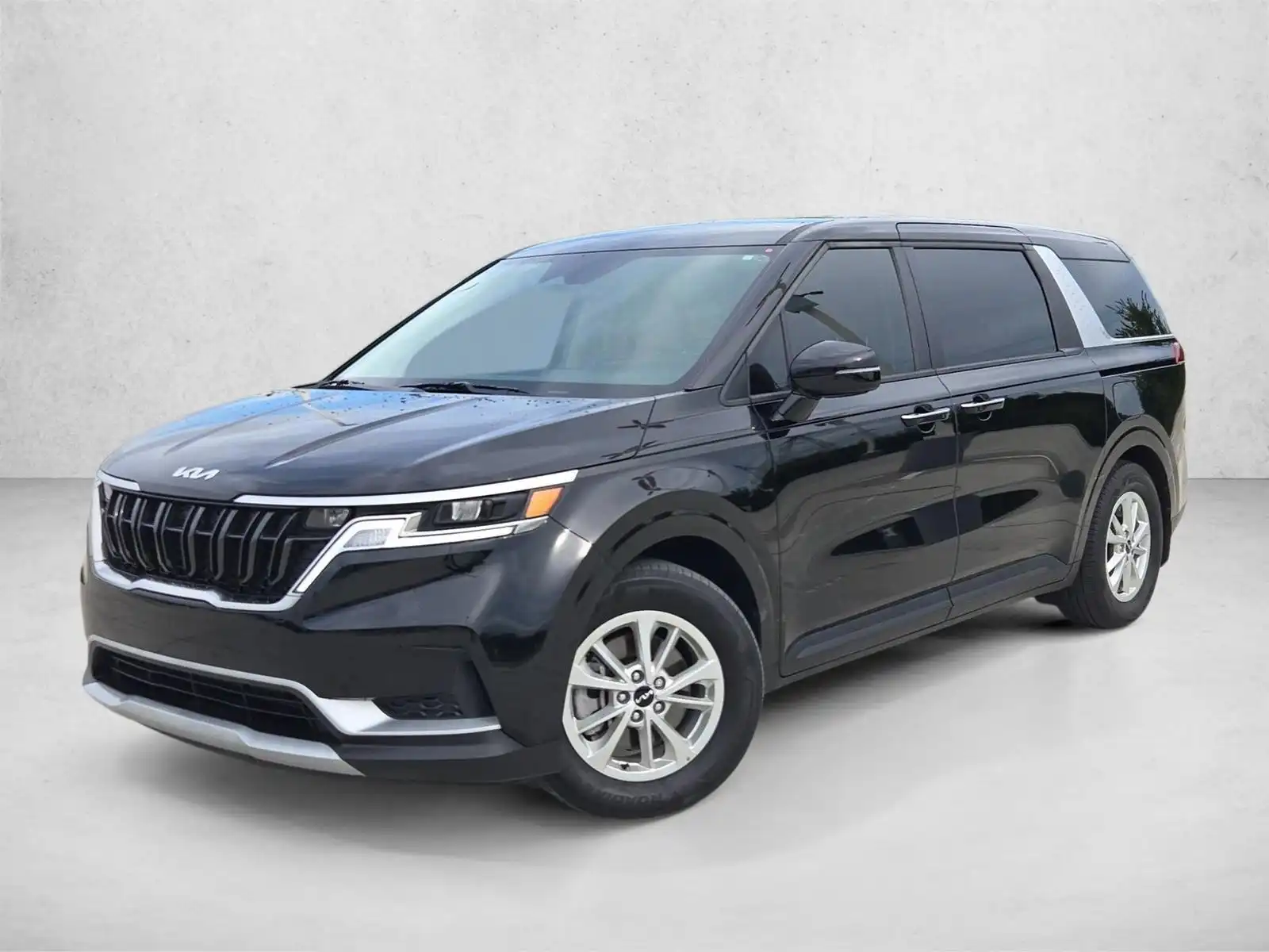 2024 Kia Sedona LX Seat Package's photo