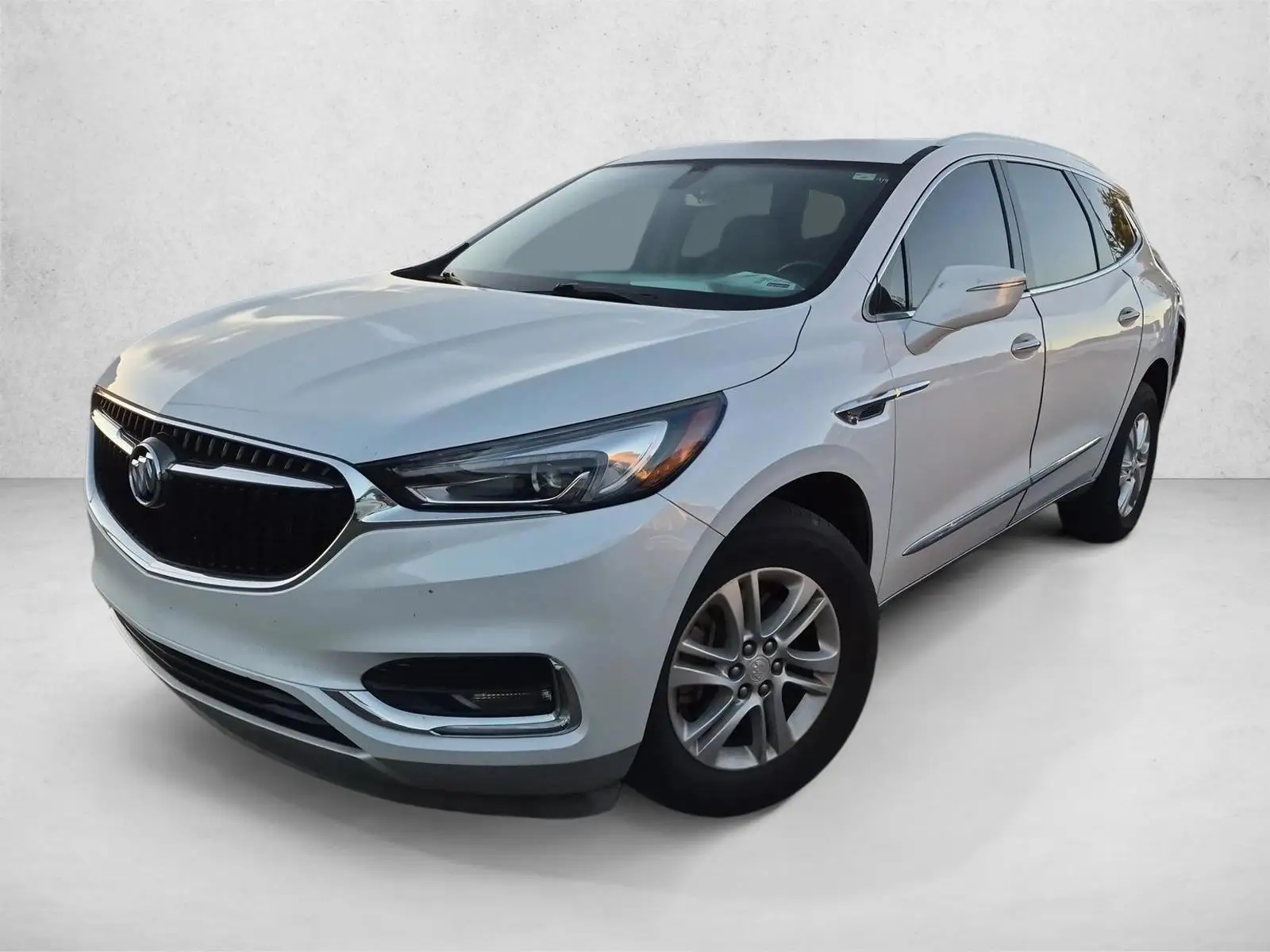 2018 Buick Enclave Essence AWD photo 1