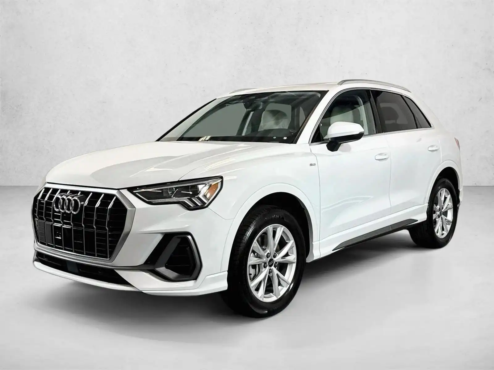 2025 Audi Q3 45 TFSI S Line Premium quattro's photo