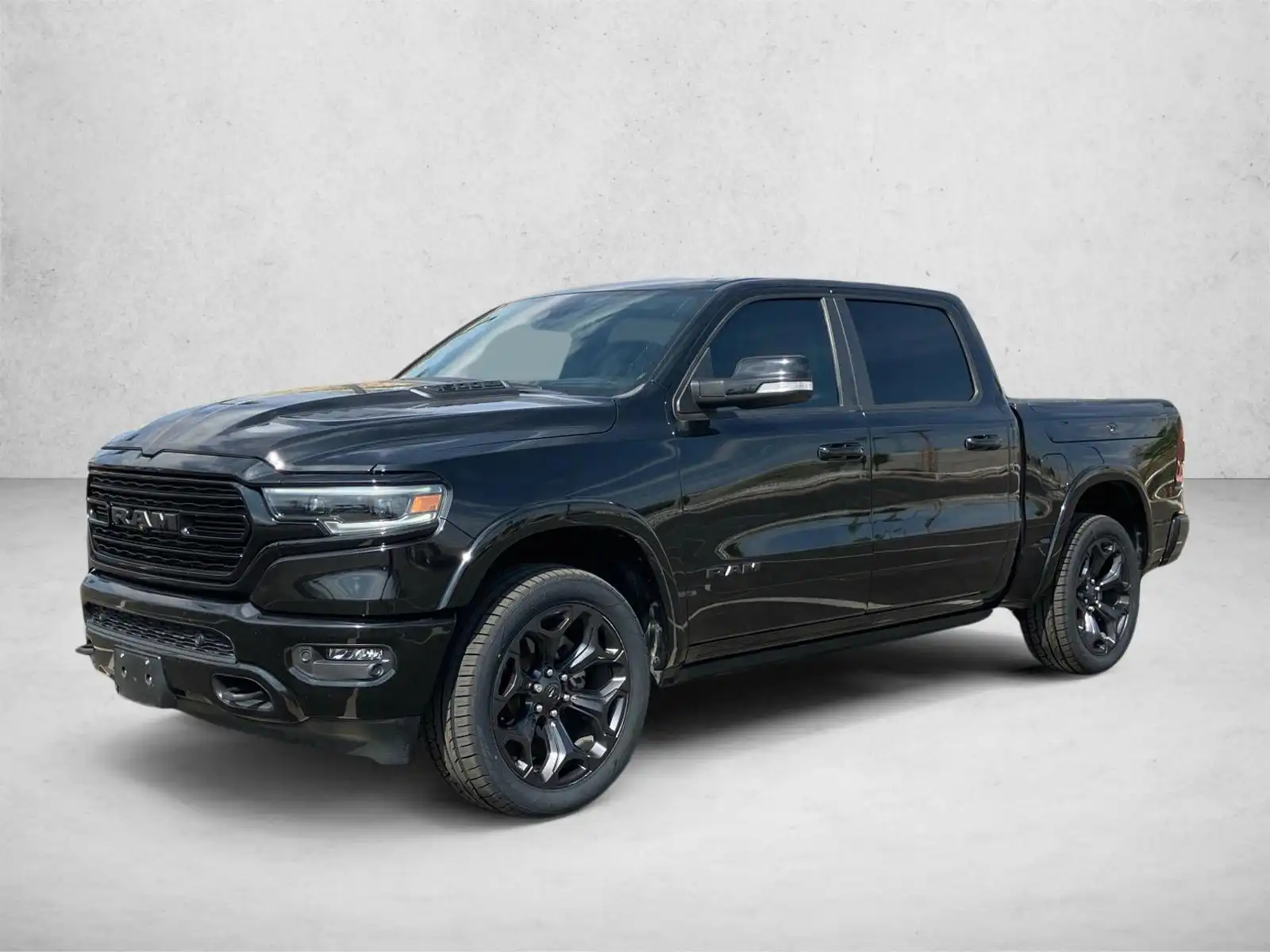 2021 RAM 1500 Limited 4x4 Crew Cab 5'7's photo