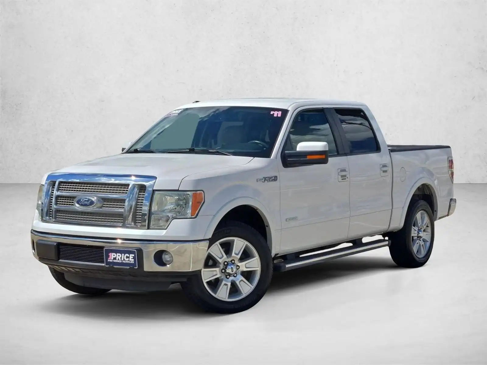 2011 Ford F-150 Lariat SuperCrew 145 in's photo