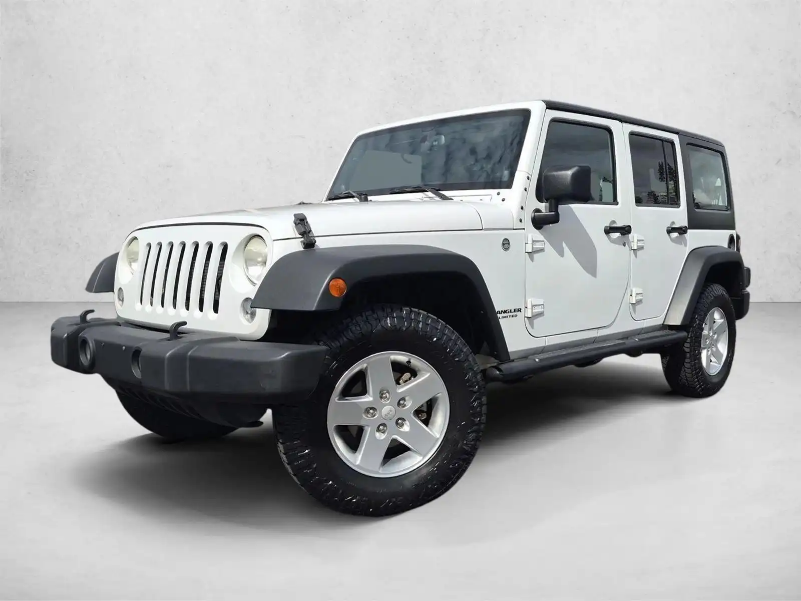 2014 Jeep Wrangler Sport's photo