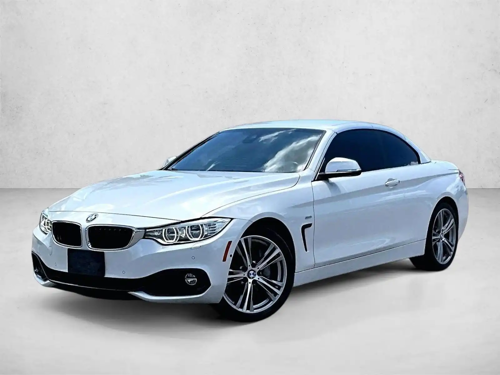 2017 BMW 4 Series 440i xDrive Convertible's photo