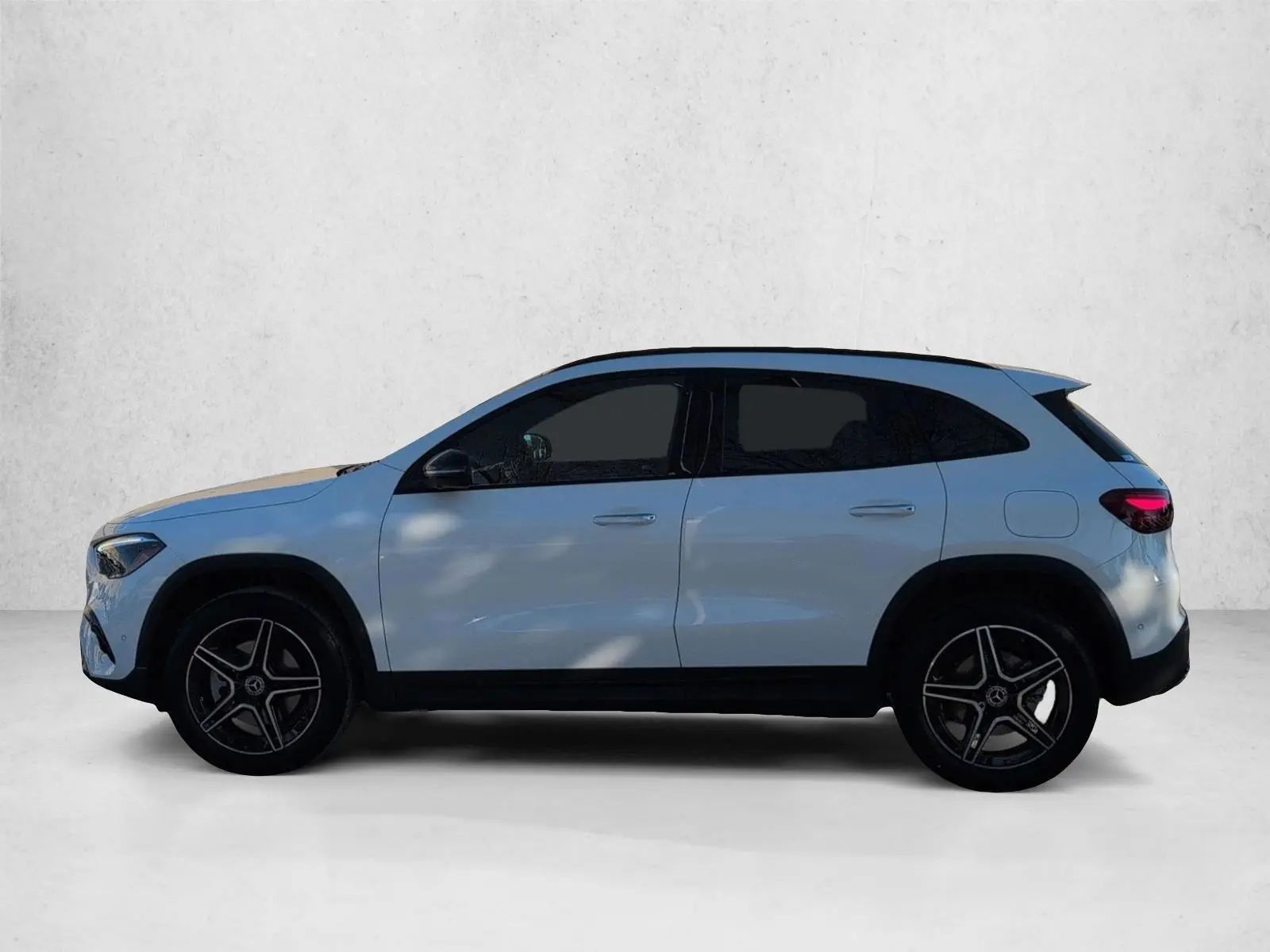 2026 Mercedes-Benz GLA GLA250 4MATIC photo 5