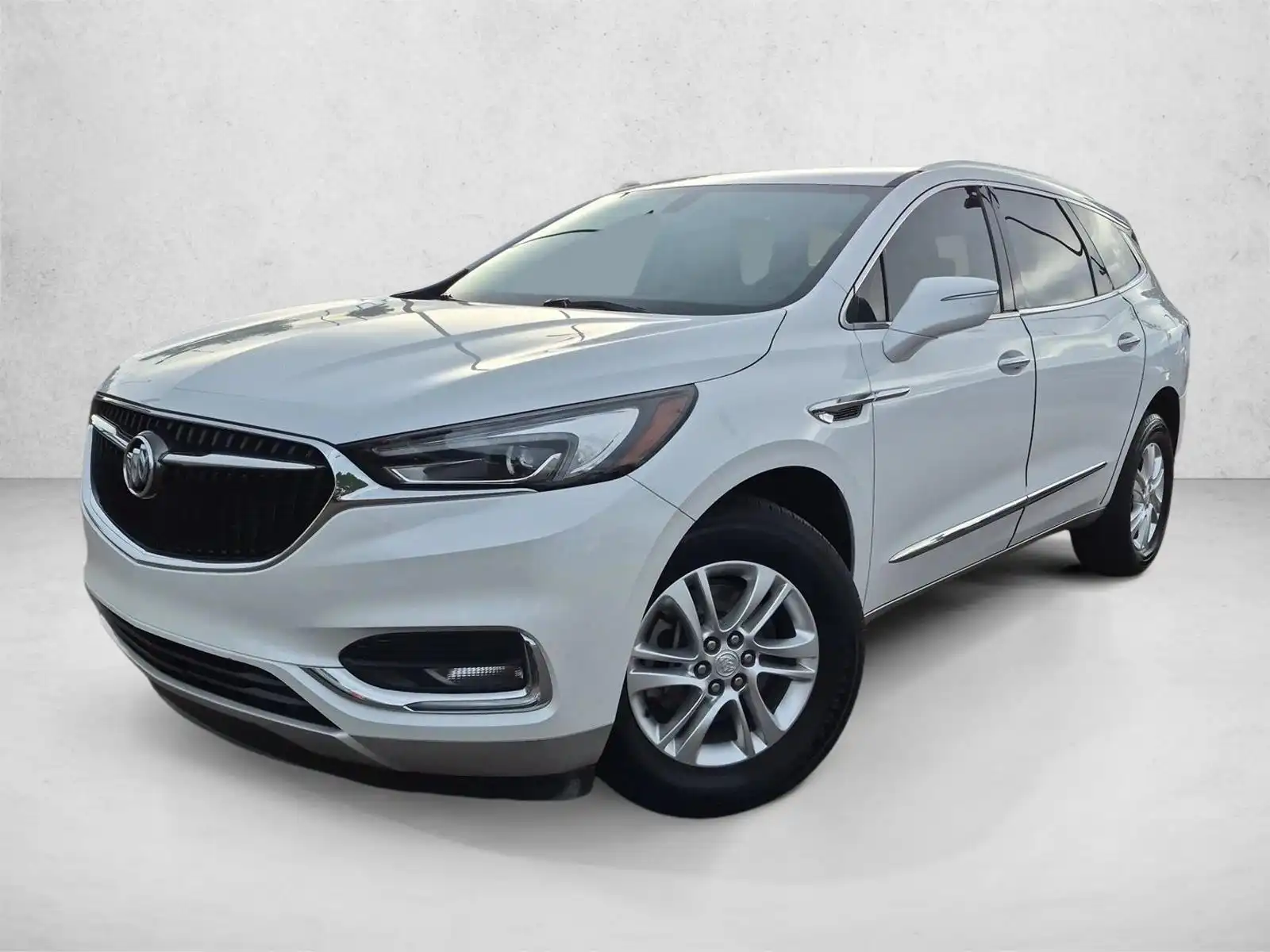 2018 Buick Enclave Essence AWD's photo