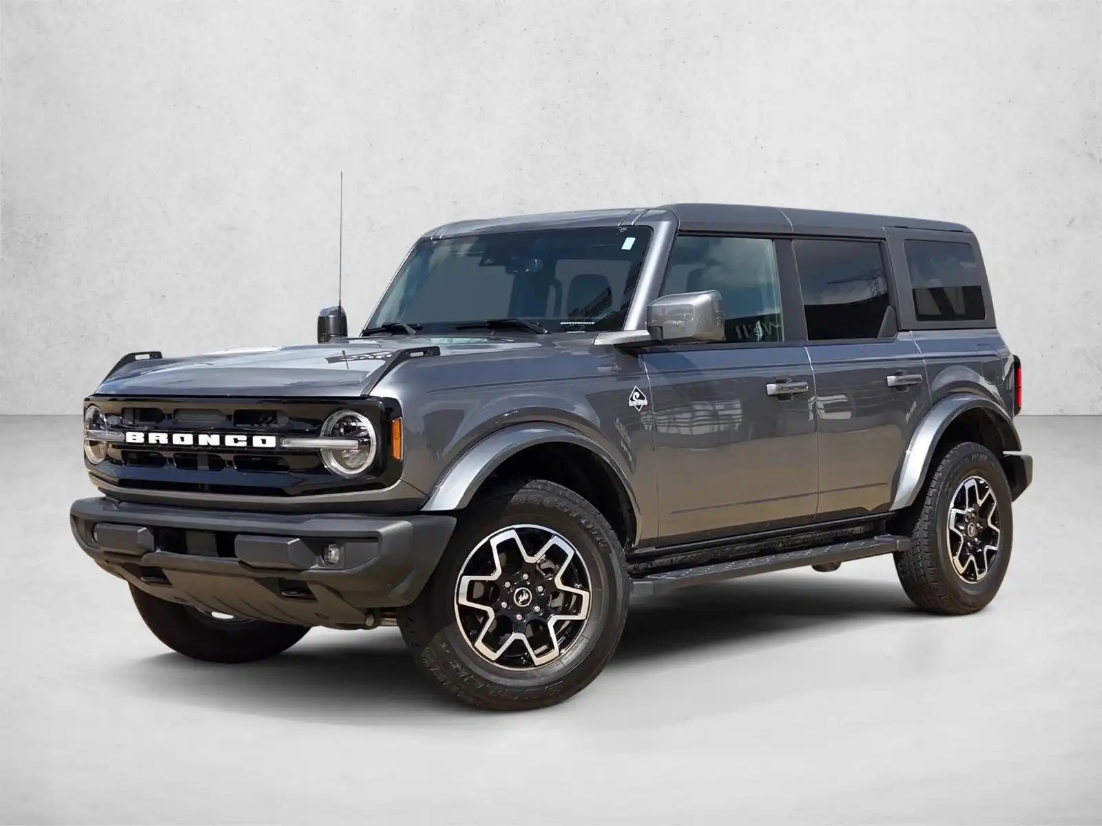 2024 Ford Bronco Outer Banks 4x4's photo