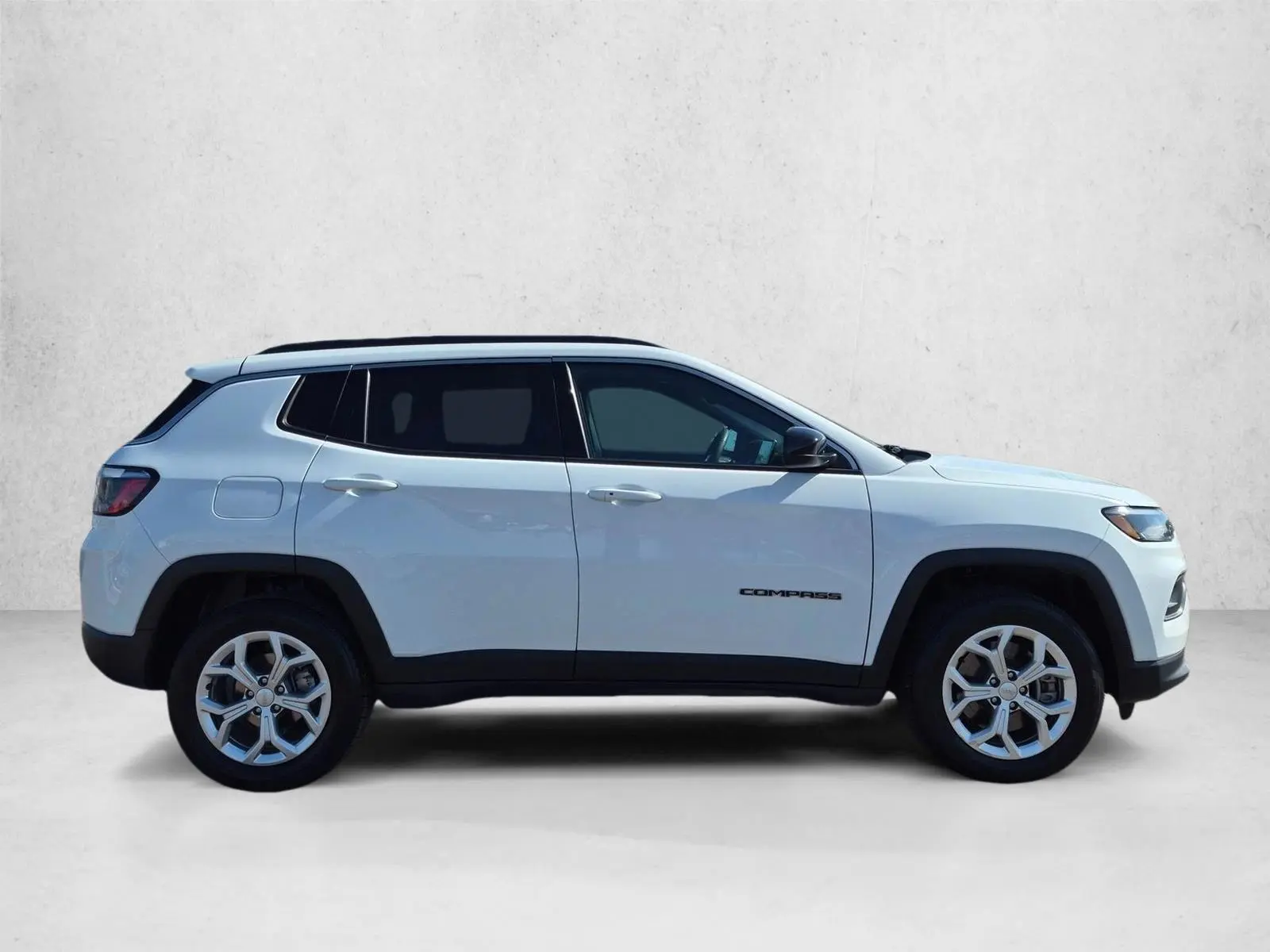 2024 Jeep Compass Latitude 4X4 photo 4