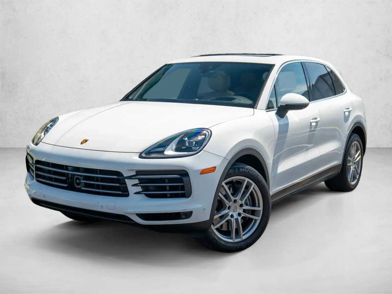 2022 Porsche Cayenne Base's photo