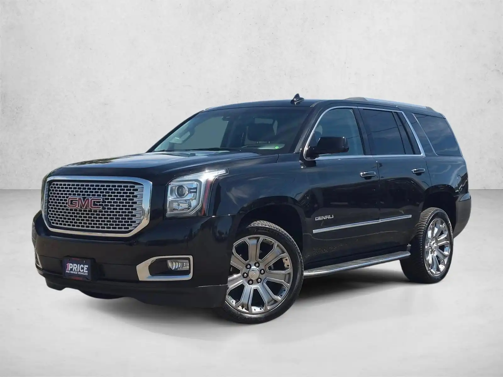 2016 GMC Yukon 4WD Denali's photo