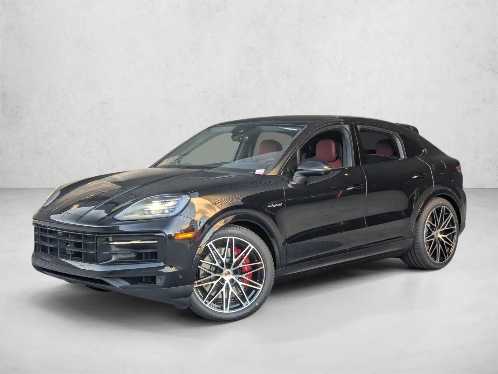 2026 Porsche Cayenne S E-Hybrid's photo