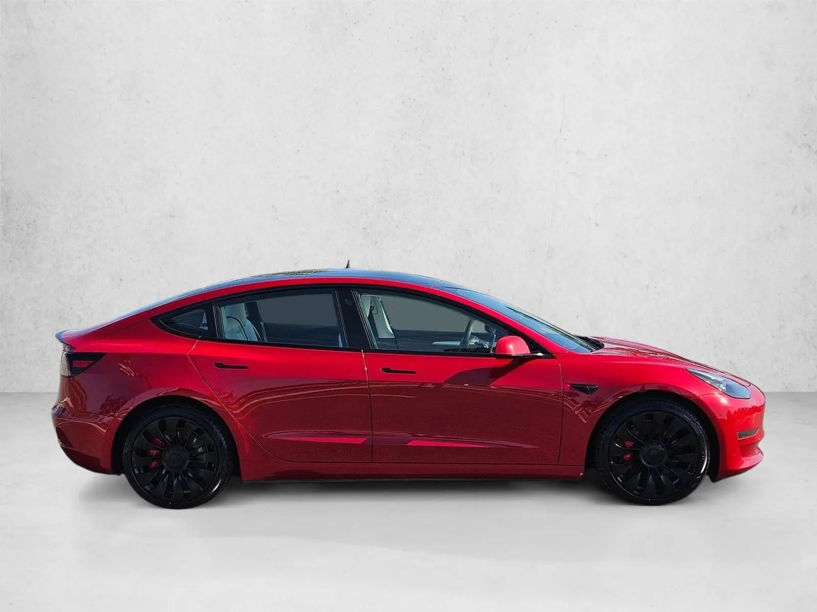2023 Tesla Model 3 Performance photo 4