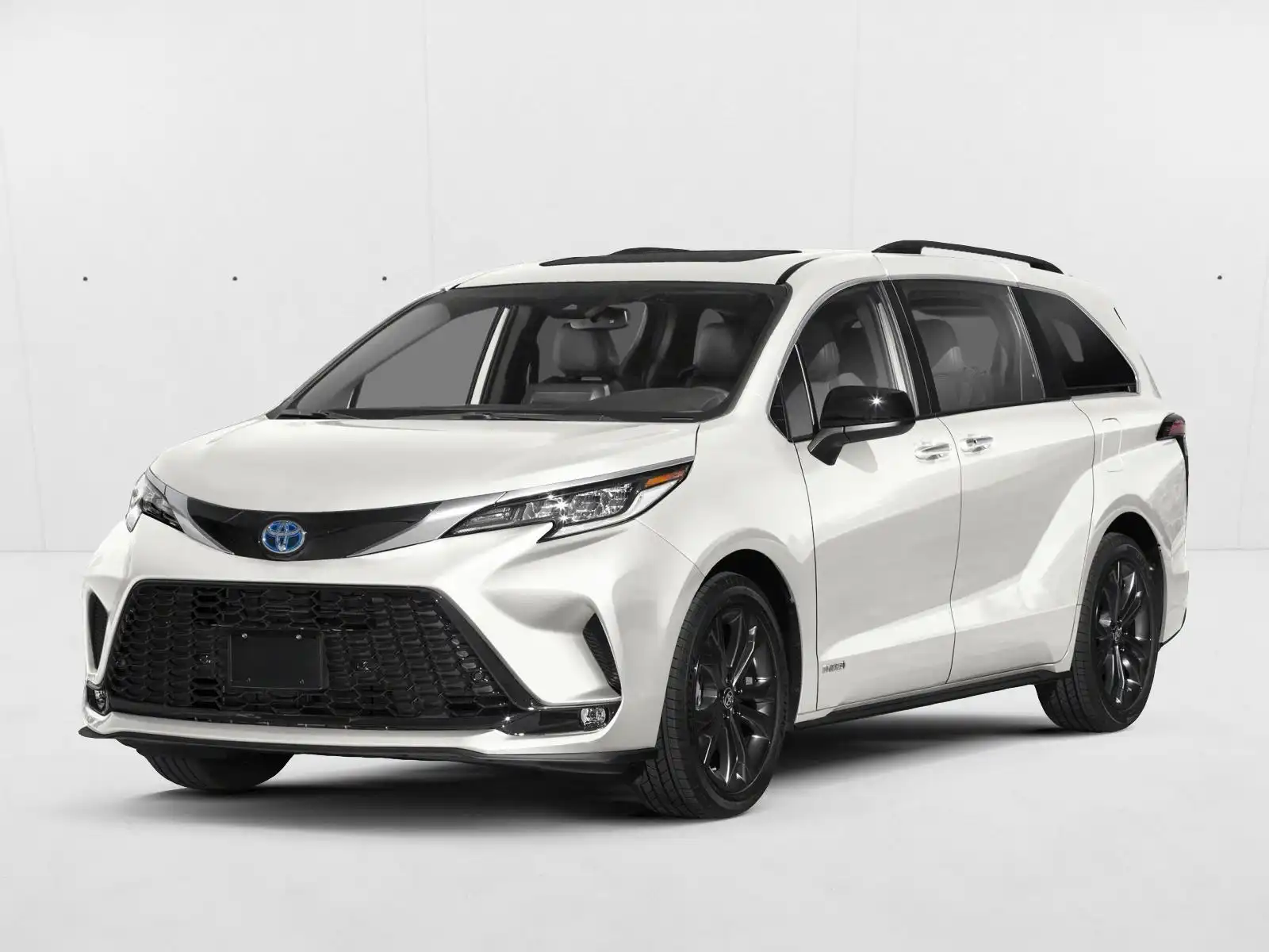 2026 Toyota Sienna XSE 7-Passenger Hybrid AWD's photo