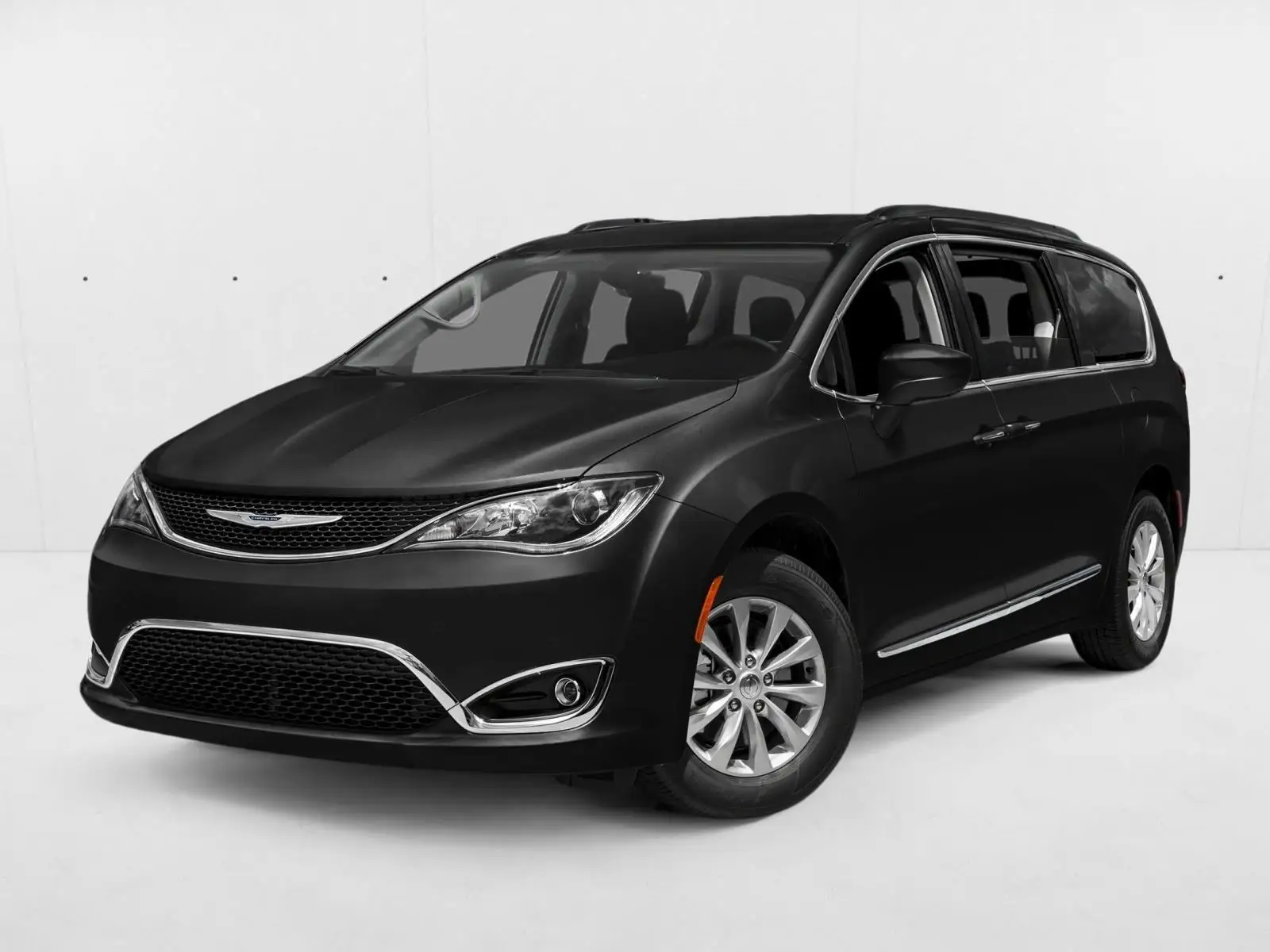 2017 Chrysler Pacifica Touring L photo 1