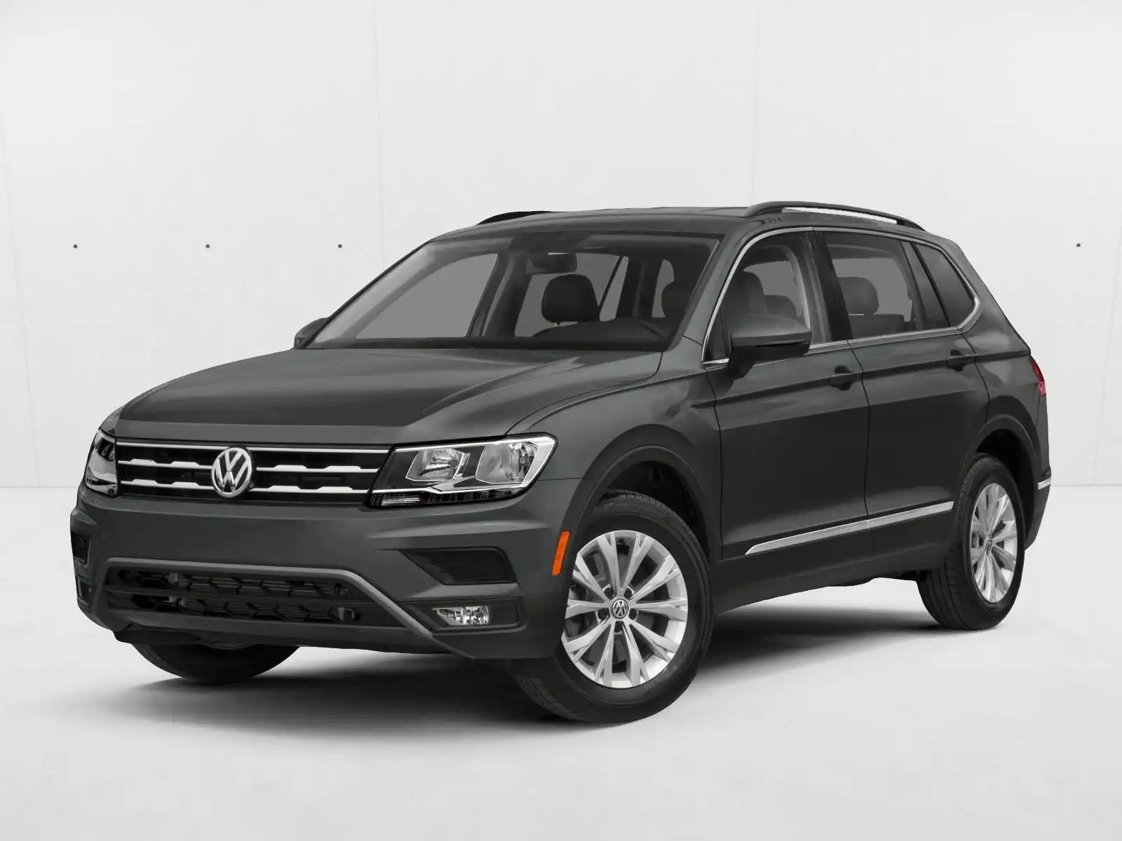 2021 Volkswagen Tiguan 2.0T SE R-Line Black's photo