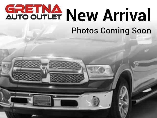 2019 RAM 1500 Laramie 4x4 Quad Cab 6'4's photo