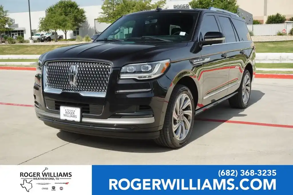 2024 Lincoln Navigator Reserve 4WD's photo