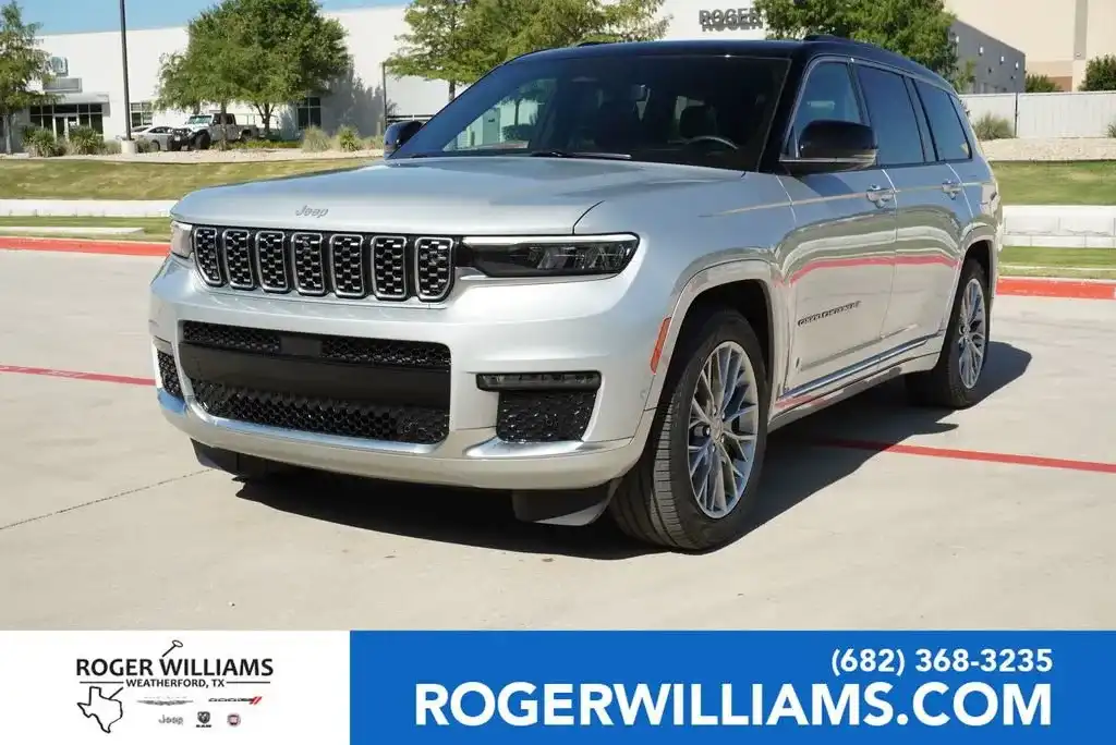 2025 Jeep Grand Cherokee L Summit 4x4's photo