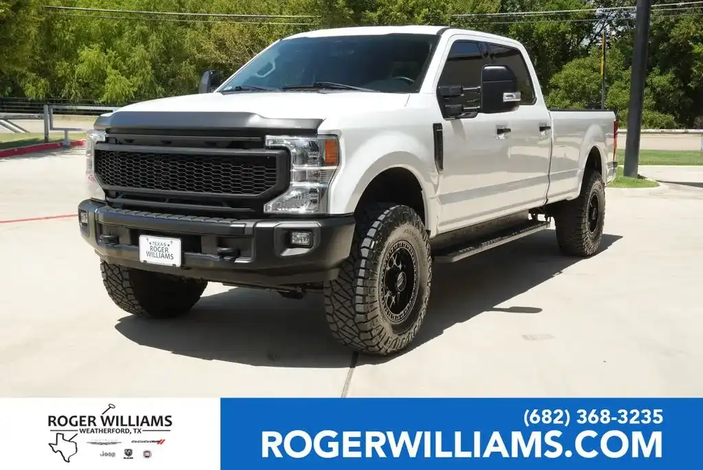 2020 Ford F-250 XLT 4x4 Crew Cab 8' Box's photo