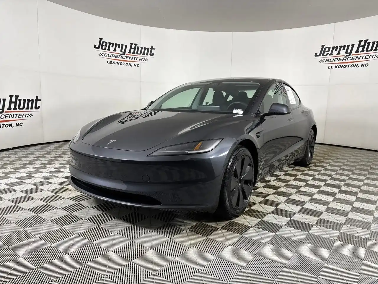2025 Tesla Model 3 Long Range's photo