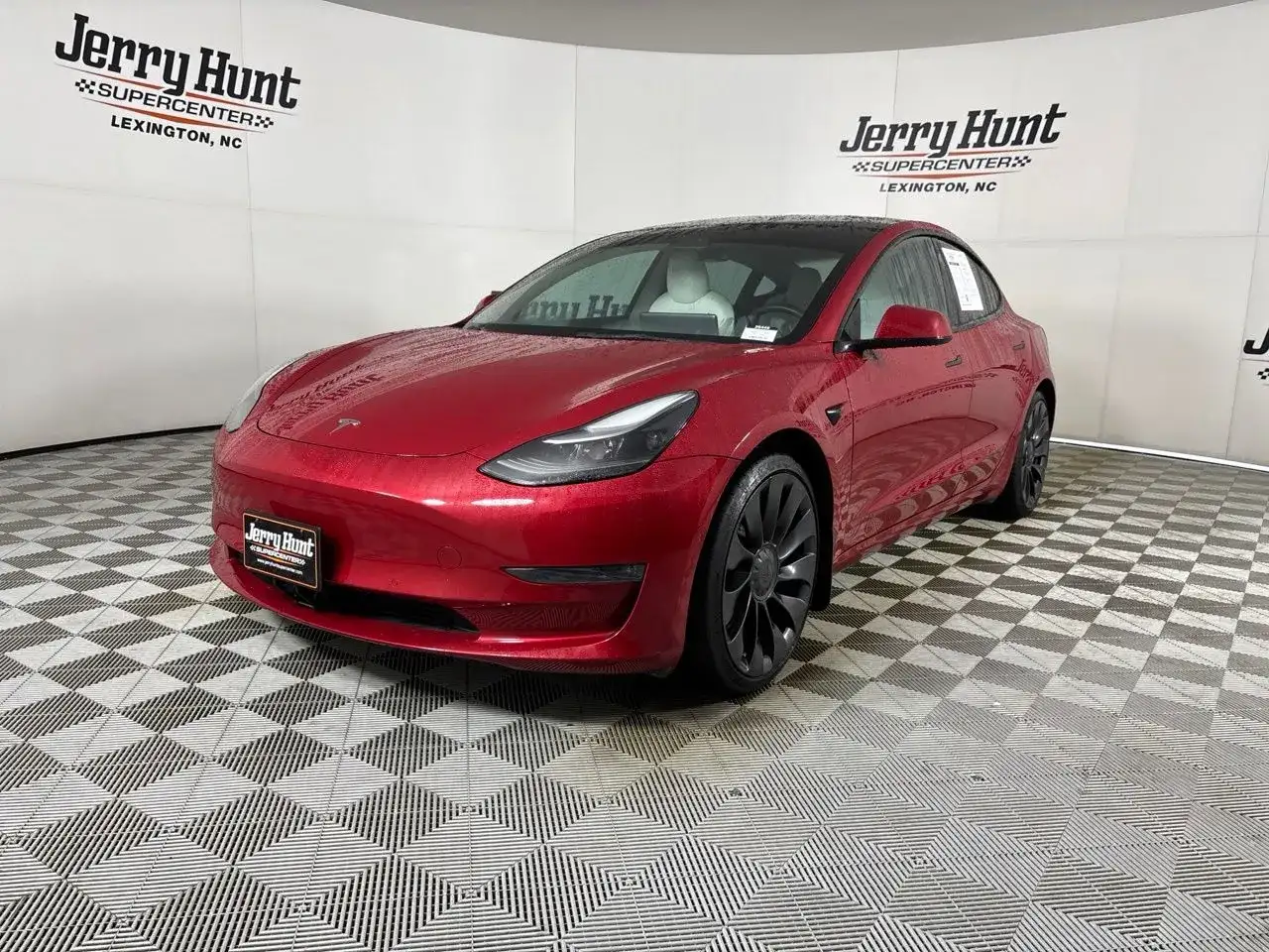 2022 Tesla Model 3 Performance Dual Motor All-Wheel Drive's photo