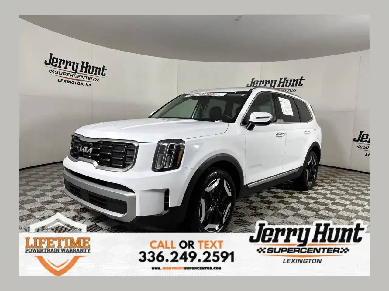 2025 Kia Telluride S FWD's photo