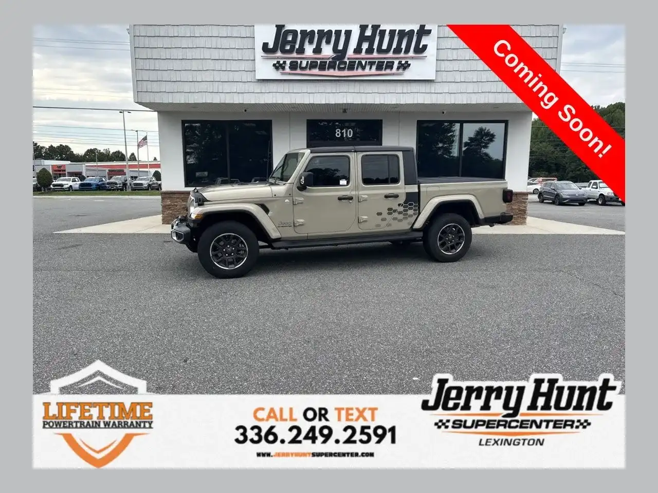 2022 Jeep Gladiator Overland's photo