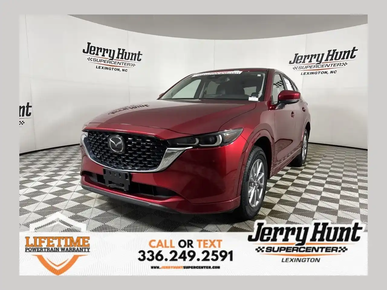 2025 Mazda CX-5 S Preferred package Auto AWD's photo