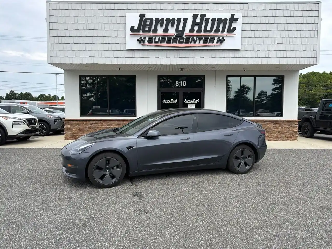 2023 Tesla Model 3 Base's photo