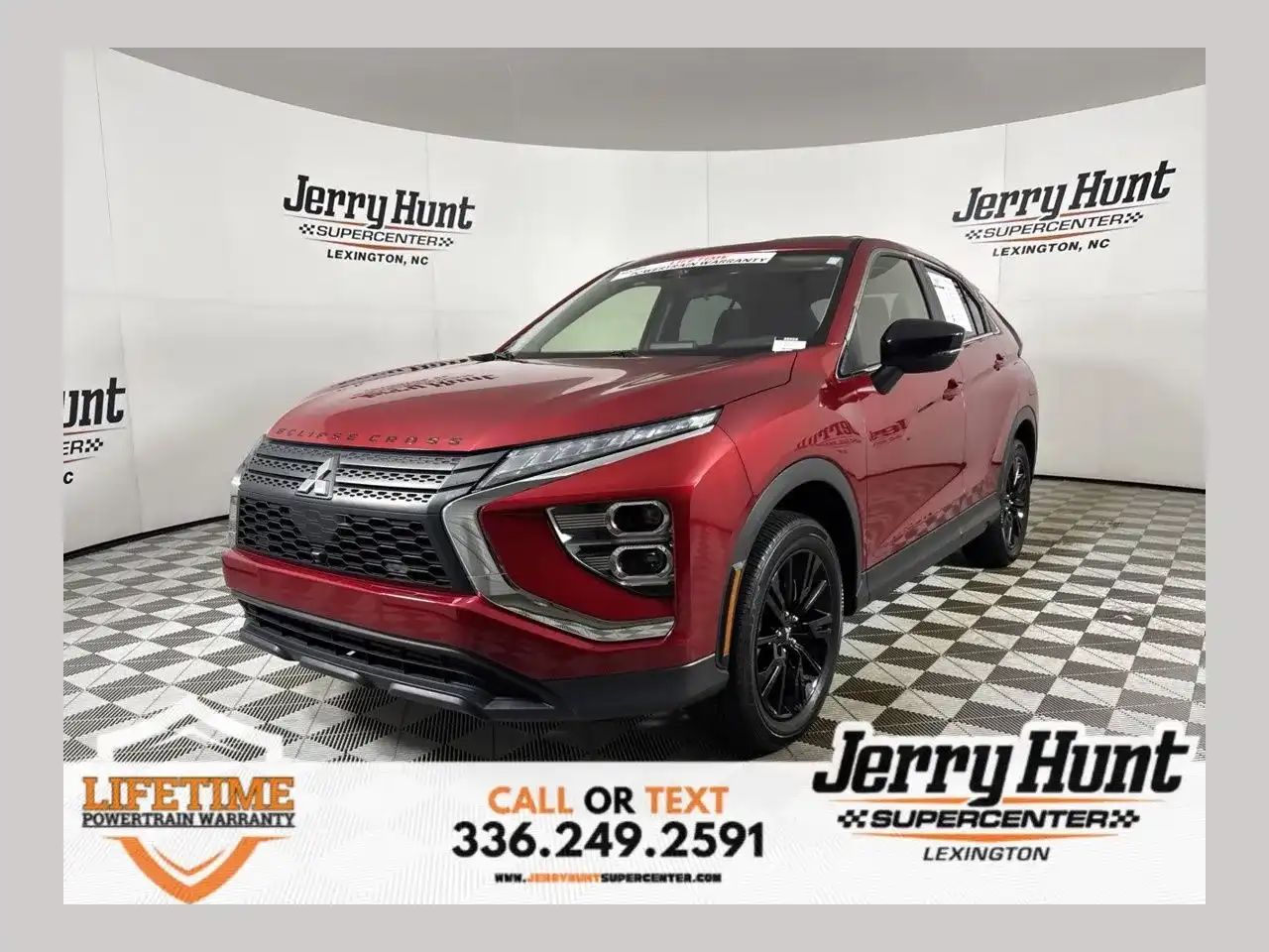 2024 Mitsubishi Eclipse Cross LE S-AWC's photo