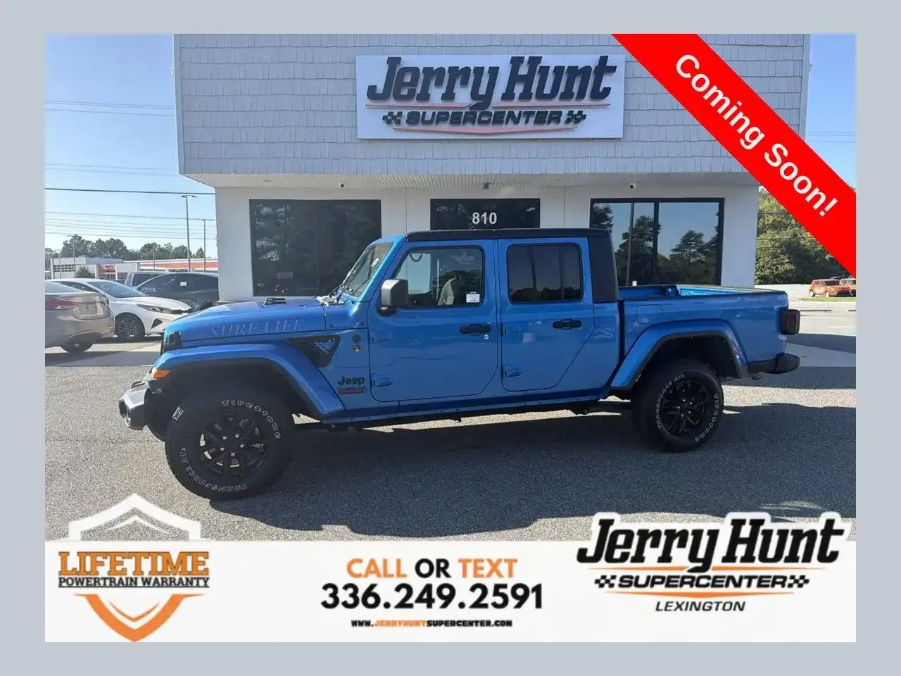 2022 Jeep Gladiator Altitude 4WD's photo